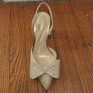 Brand new Jessica Simpson hold heels